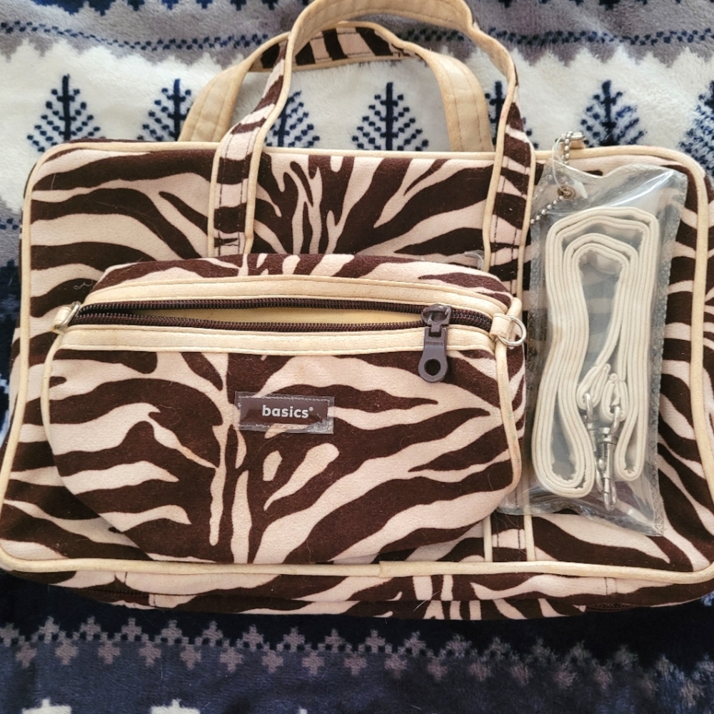 Basics cosmetic bags